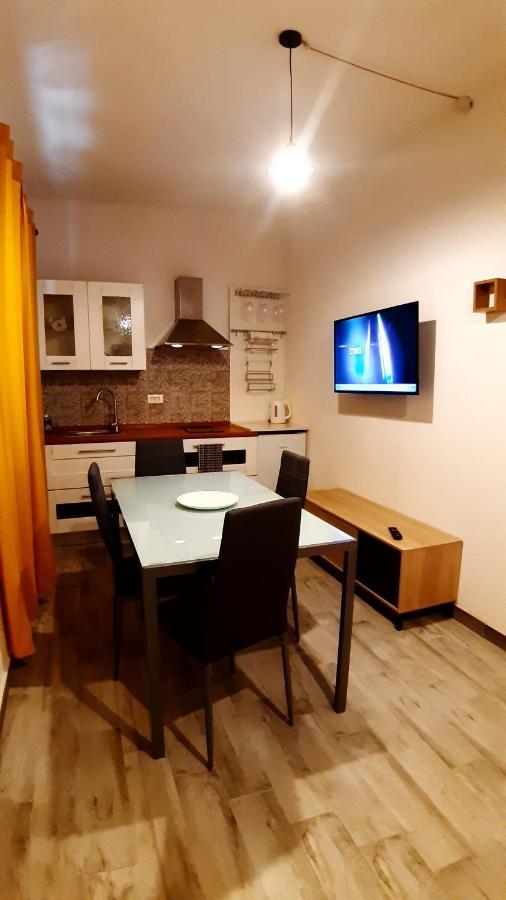 Domo In Terranoa, Old Town Apartamento Olbia